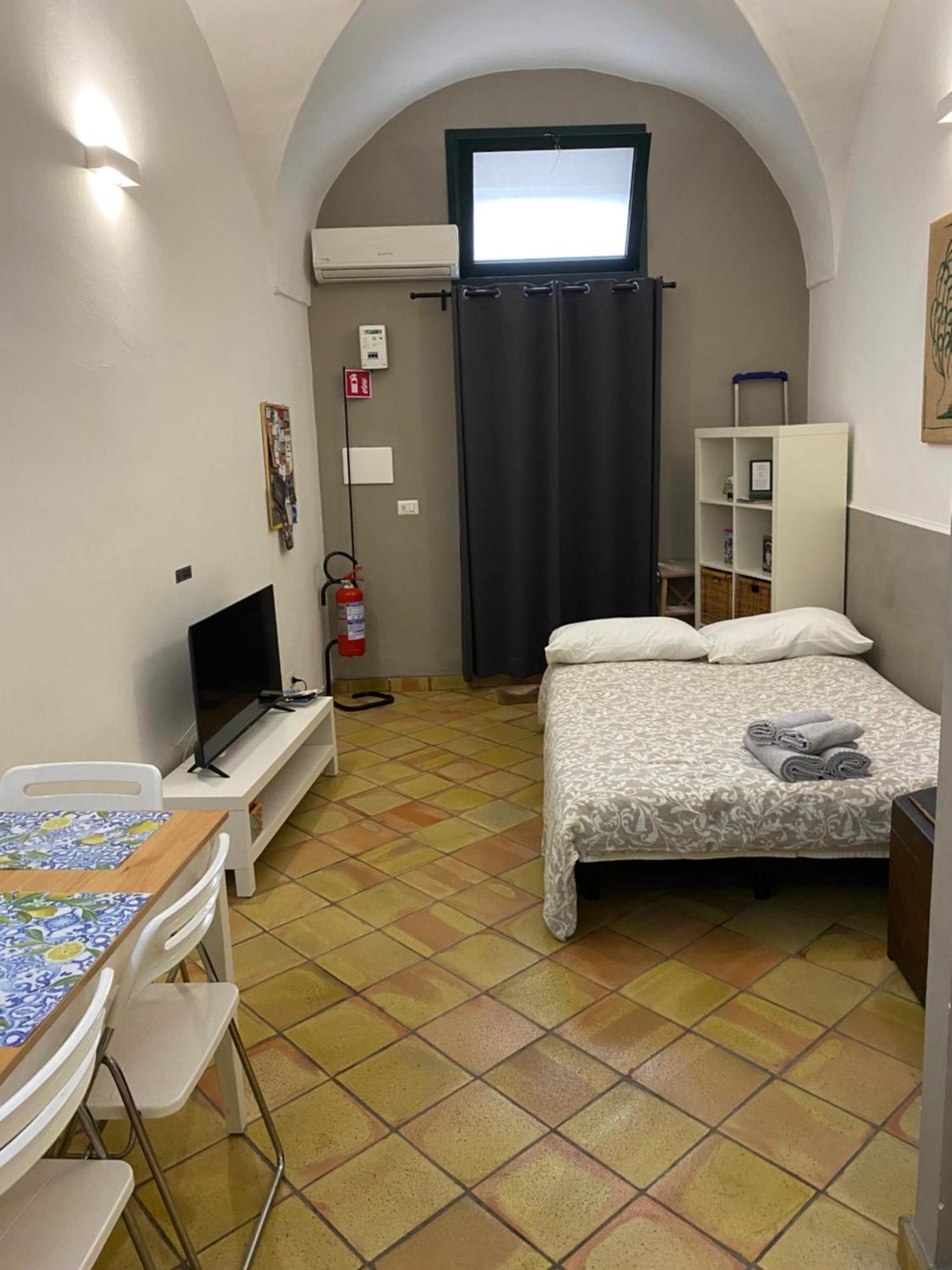 Evviva La Sicilia Catania Apartment ภายนอก รูปภาพ